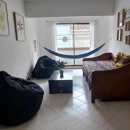 Appartamento Apto Idoneo Para Descansar Muy Central En El Poblado Medellín Esterno foto