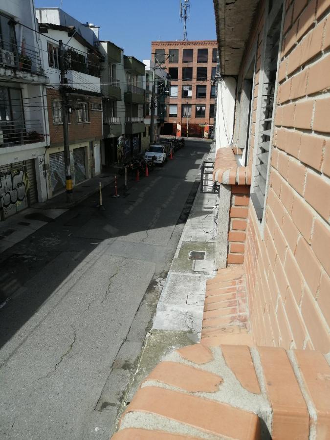 Appartamento Apto Idoneo Para Descansar Muy Central En El Poblado Medellín Esterno foto